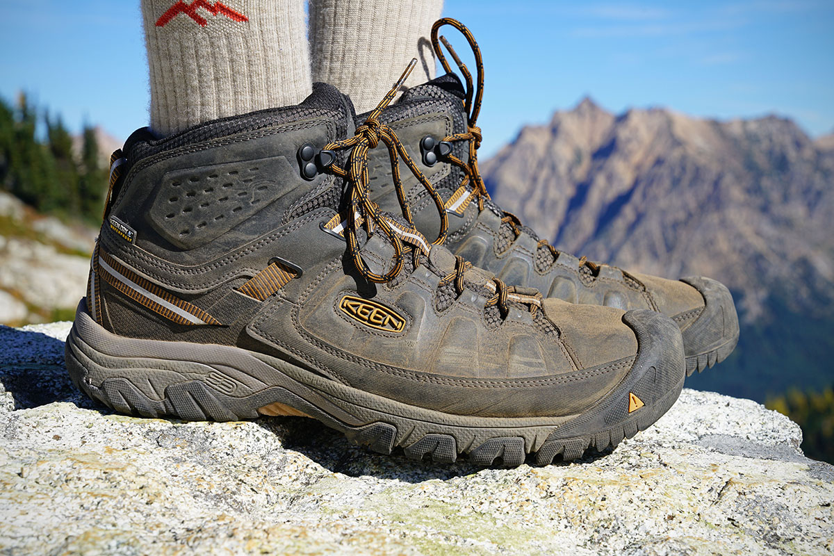 Choosing the Right Hiking Boots